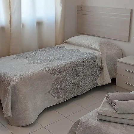 Διαμέρισμα 2 Bedroom Apartment, 2 Pools, Large Balcony, All Amenities *