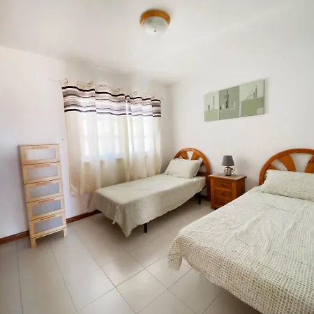 2 Bedroom Apartment, 2 Pools, Large Balcony, All Amenities Callao Salvaje