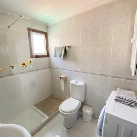 Διαμέρισμα 2 Bedroom Apartment, 2 Pools, Large Balcony, All Amenities